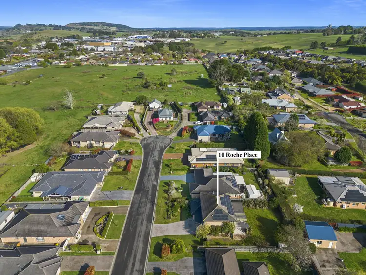 Seventh view of Homely house listing, 10 Roche Close, Moss Vale NSW 2577