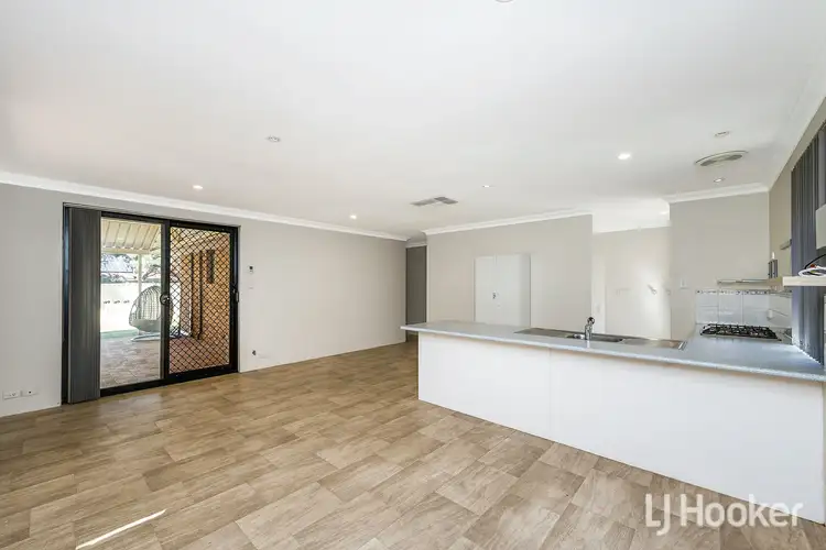 Fifth view of Homely house listing, 43 Guinivere Way, Camillo WA 6111