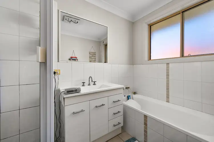 Fourth view of Homely unit listing, 1/159 Budgeree Drive, Aberglasslyn NSW 2320