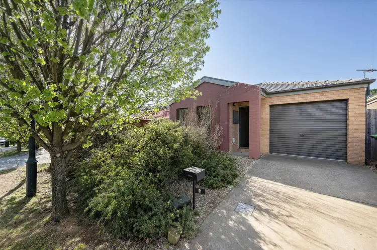 4 Phillipa Weeks Street, Watson ACT 2602