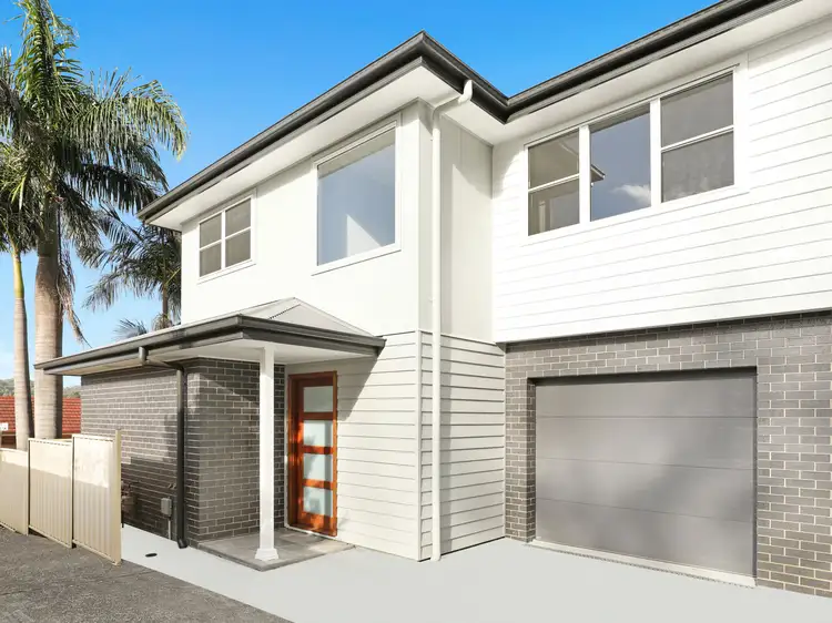 Main view of Homely semi-detached listing, 2/33 Mount Brown Road, Dapto NSW 2530