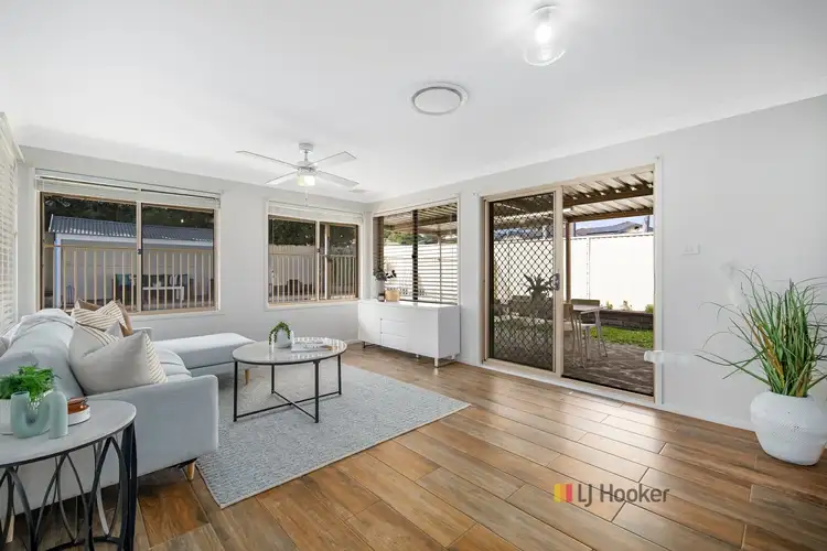 Sixth view of Homely house listing, 2 Begonia Place, Woongarrah NSW 2259