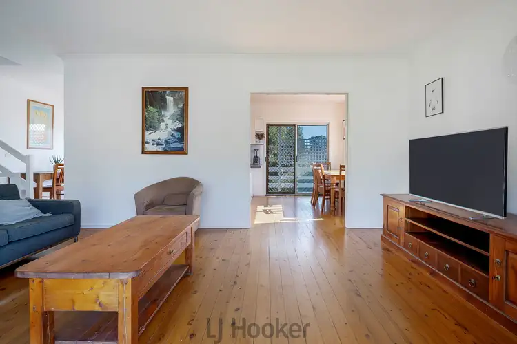 Fourth view of Homely house listing, 28 Carlisle Row, Fishing Point NSW 2283