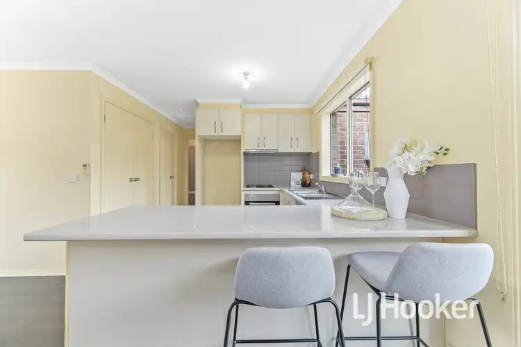 Fifth view of Homely unit listing, 2/30 Bride Avenue, Hampton Park VIC 3976