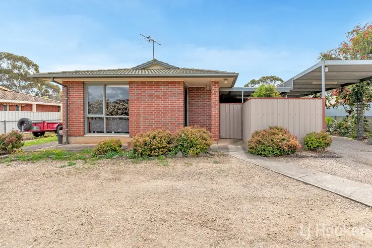41 Jones Crescent