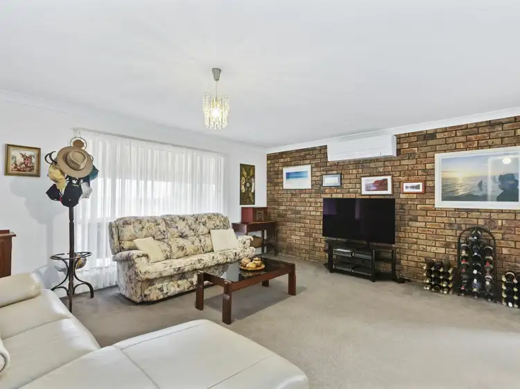 40 Morley Avenue