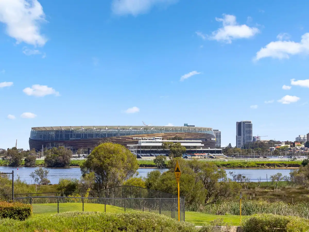 Main view of Homely unit listing, 2/18 Fogerthorpe Crescent, Maylands WA 6051