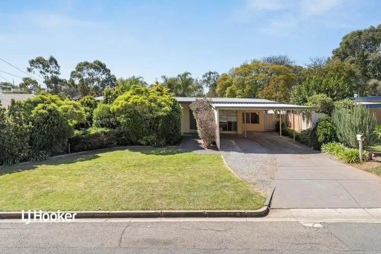8 Frances Avenue, Para Hills SA 5096