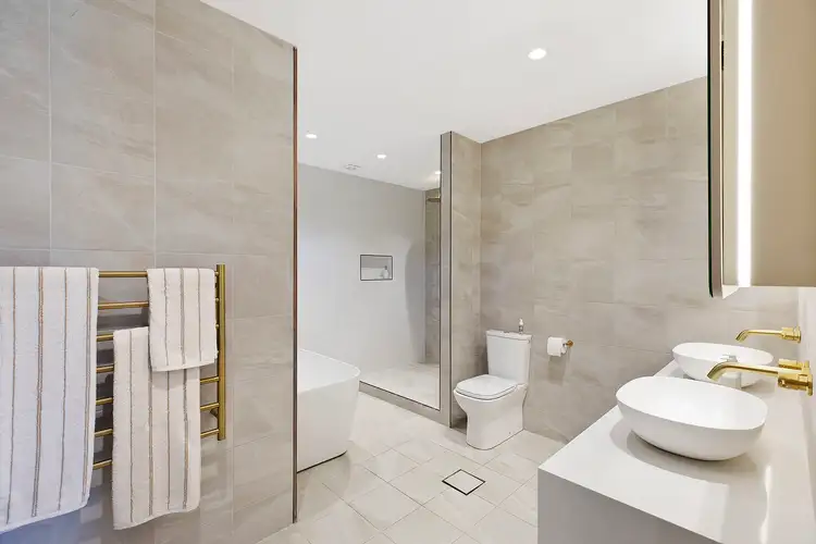 Fifth view of Homely house listing, 1/245 The Round Drive, Avoca Beach NSW 2251