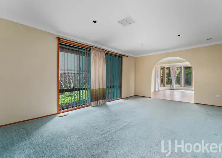Fifth view of Homely house listing, 9 De Lisle Place, West Bathurst NSW 2795
