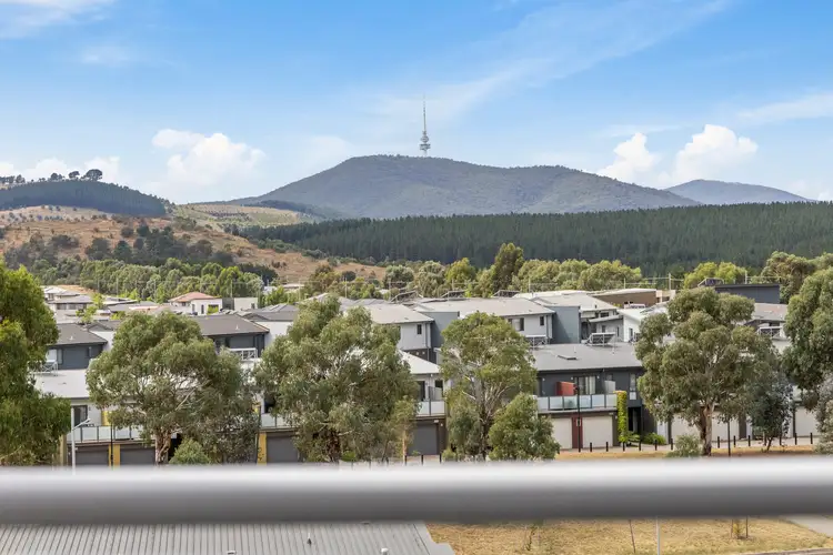 45/120 John Gorton Drive, Coombs ACT 2611