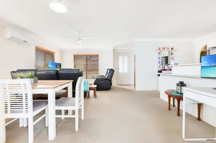 Third view of Homely semi-detached listing, 2/18 Satinash Terrace, Banora Point NSW 2486