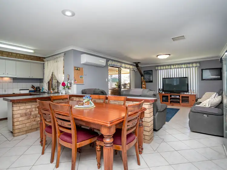 Sixth view of Homely house listing, 10 Empire Way, Thornlie WA 6108