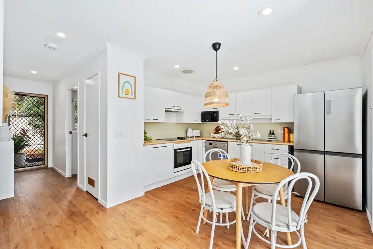 Sixth view of Homely unit listing, 2/41J Murtha Drive, Elanora QLD 4221