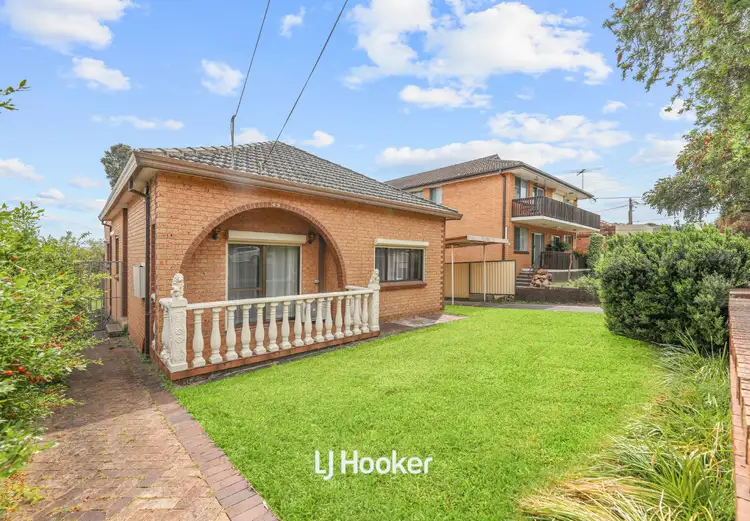 69-71 Yangoora Road, Lakemba NSW 2195