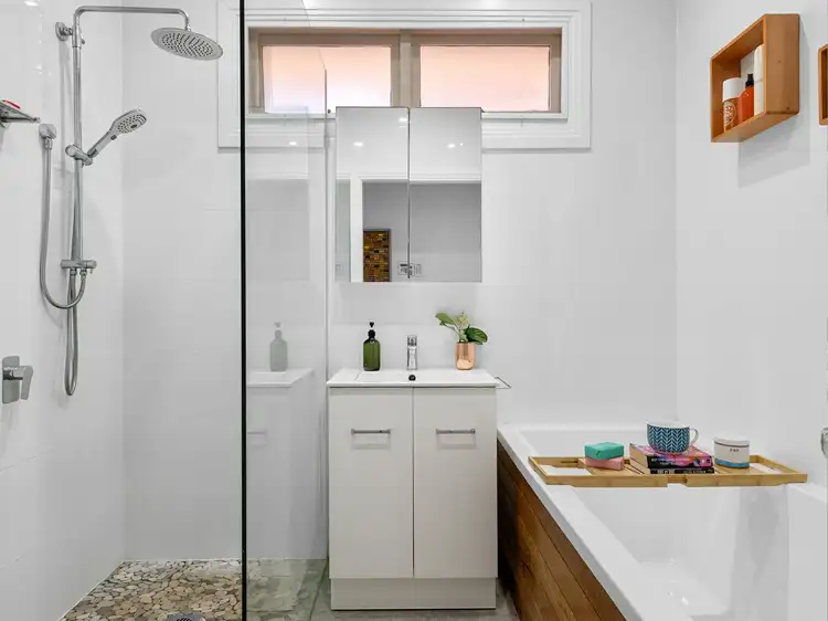 Sixth view of Homely house listing, 5 Hudson Street, Belmont South NSW 2280