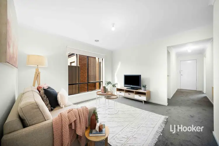 Fifth view of Homely house listing, 3 Kwila Drive, Truganina VIC 3029