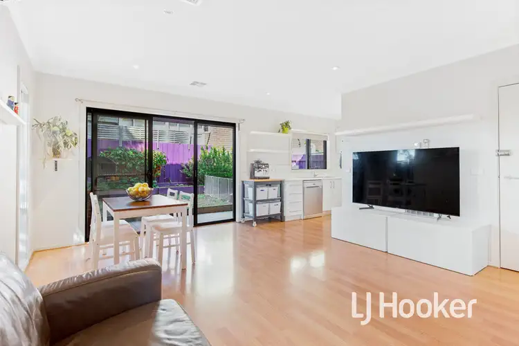 Sixth view of Homely townhouse listing, 8/30 Central Road, Hampton Park VIC 3976