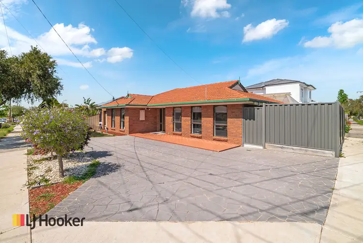 Second view of Homely house listing, 35 Medway Road, Craigieburn VIC 3064
