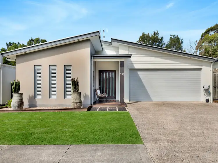10 Andrew Avenue, Little Mountain QLD 4551