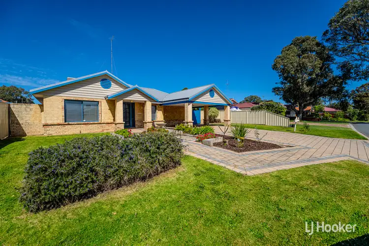 Second view of Homely house listing, 7 Suncrest Meander, Meadow Springs WA 6210
