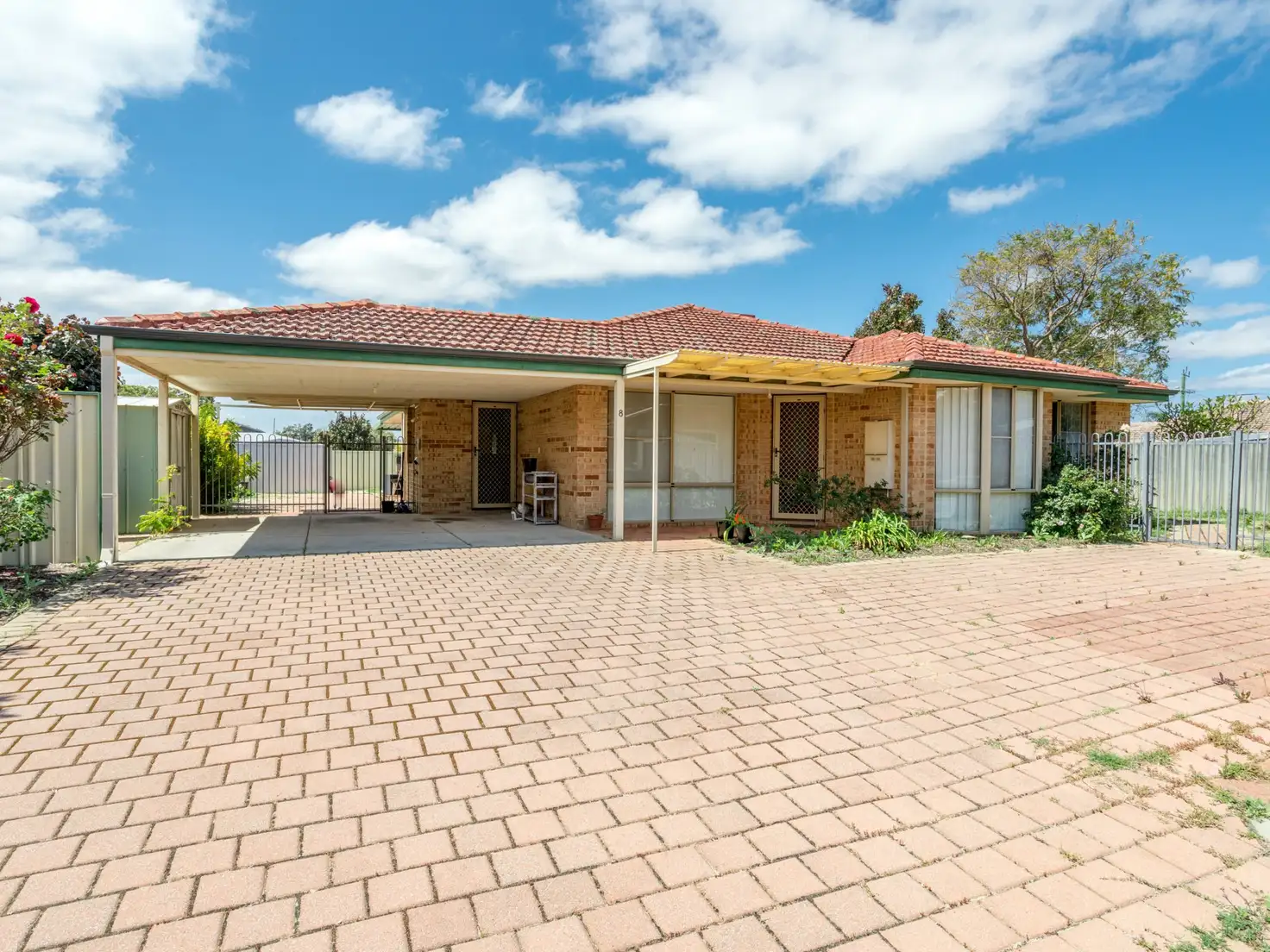 Main view of Homely house listing, 8 Oriole Way, Thornlie WA 6108