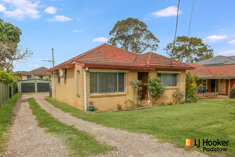 11 MacKinnon Avenue, Padstow NSW 2211