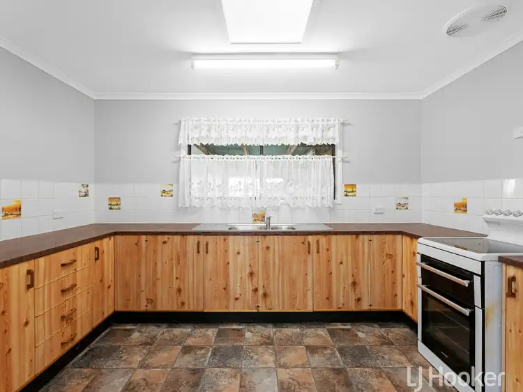 Sixth view of Homely house listing, 7 Wentworth Court, Granville QLD 4650