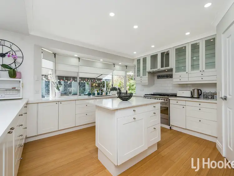 Sixth view of Homely house listing, 5 Cue Court, Gosnells WA 6110
