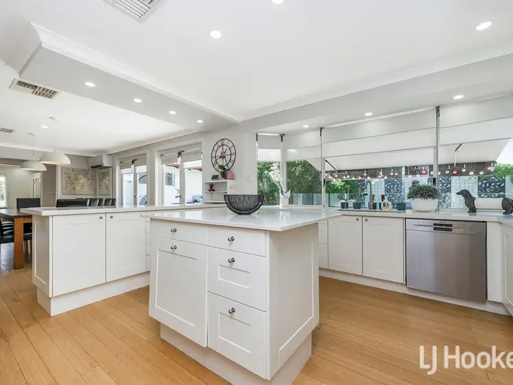 Seventh view of Homely house listing, 5 Cue Court, Gosnells WA 6110