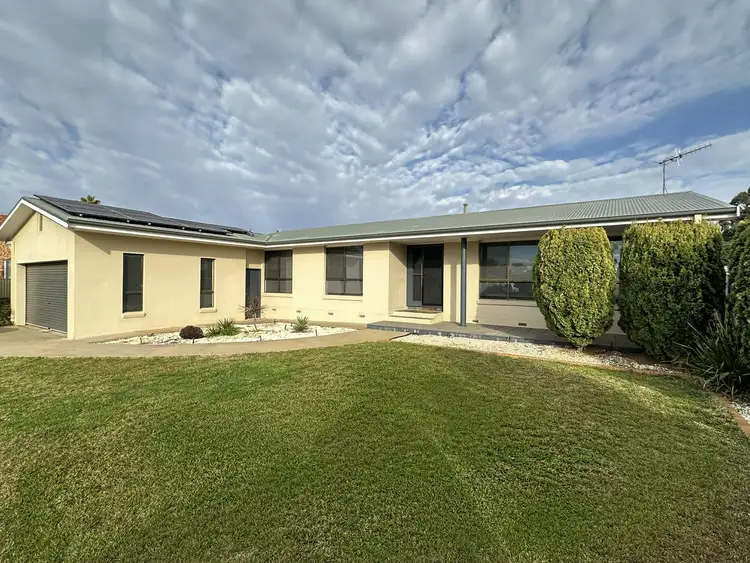 22 Clifton Boulevard, Griffith NSW 2680
