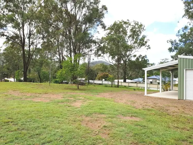 27 William Street, Linville QLD 4314