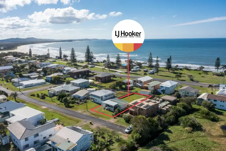 25 Honeysuckle Street, Brooms Head NSW 2463