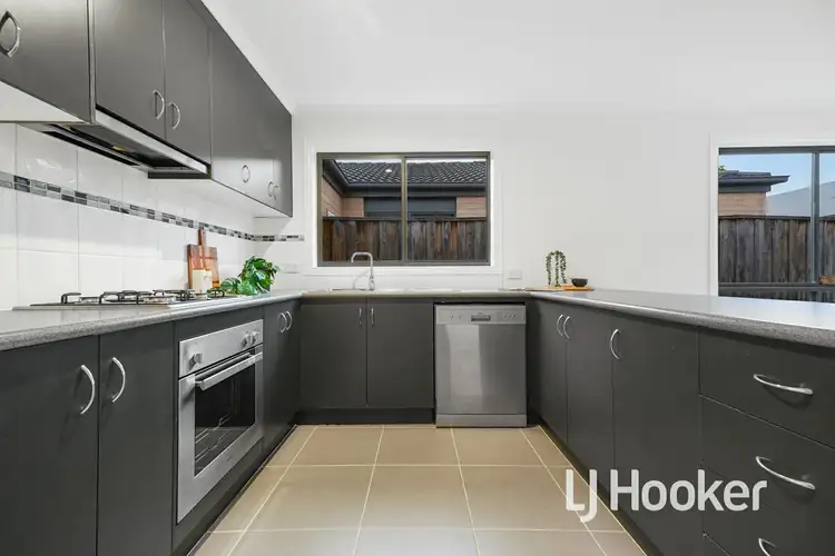 Third view of Homely unit listing, 16/7 Syme Road, Pakenham VIC 3810