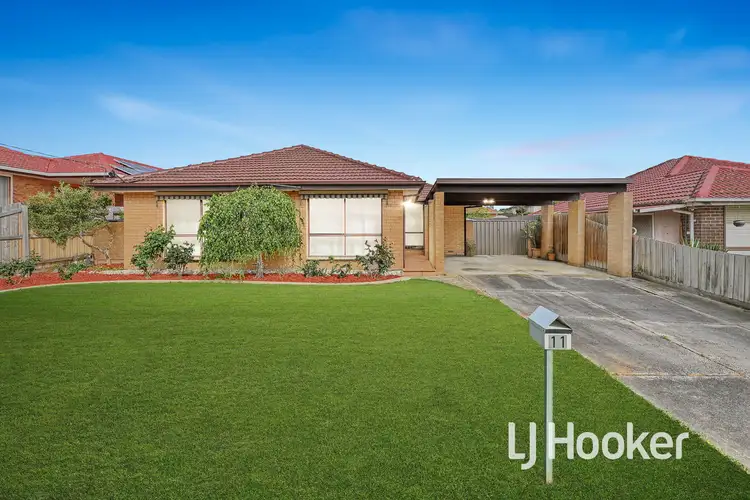 11 Alma Road, Hampton Park VIC 3976