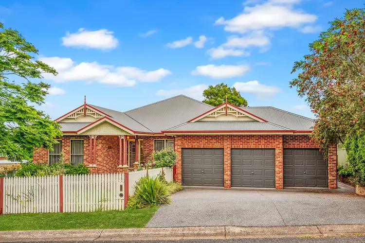 15 Dalveen Road, Bolwarra Heights NSW 2320