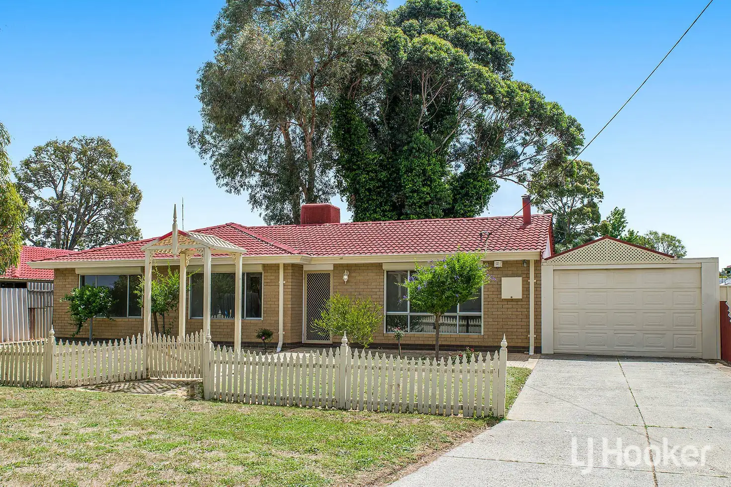 Main view of Homely house listing, 4 Gymea Court, Armadale WA 6112