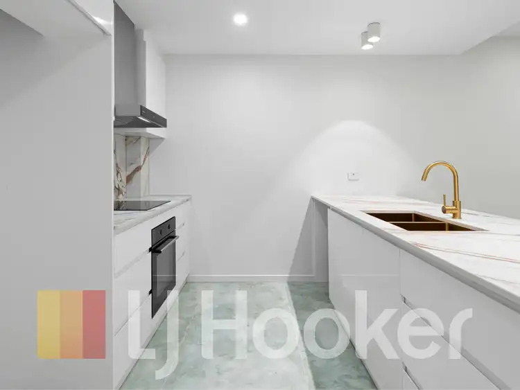 Sixth view of Homely apartment listing, Apartment 5/10 Chester Street, Highgate Hill QLD 4101