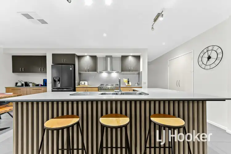 Fourth view of Homely house listing, 14 Sweet Pea Drive, Pakenham VIC 3810