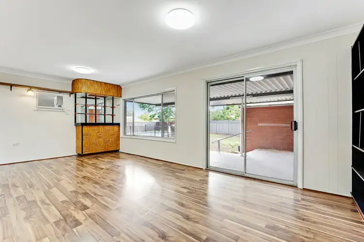 Fourth view of Homely house listing, 10 Eton Court, Cambridge Park NSW 2747