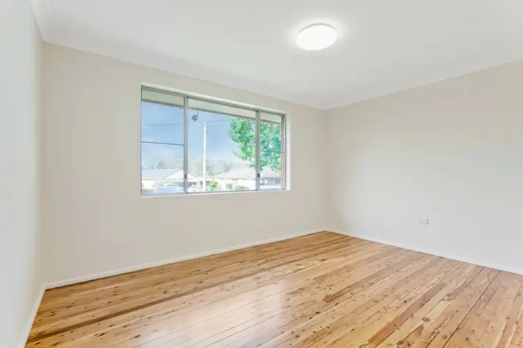Sixth view of Homely house listing, 10 Eton Court, Cambridge Park NSW 2747