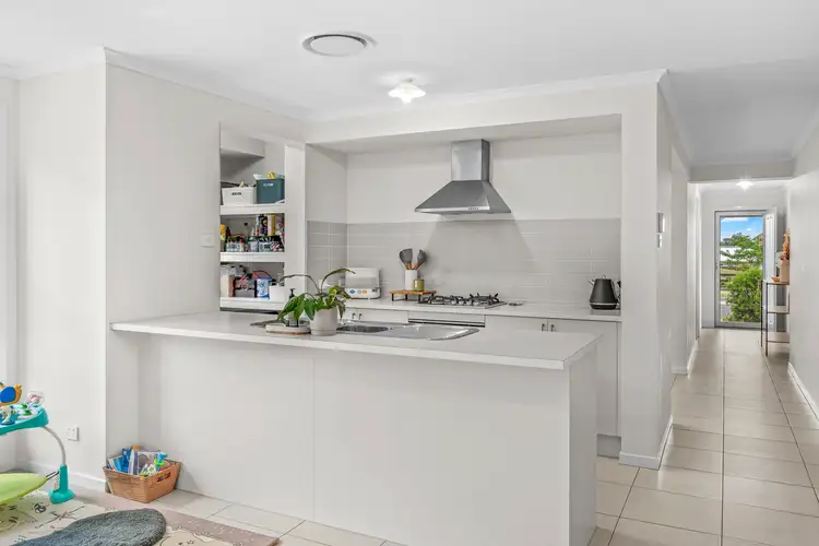 Third view of Homely house listing, 19 Springfield Drive, Lochinvar NSW 2321