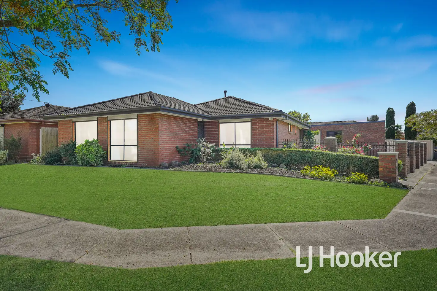 Main view of Homely house listing, 8 Ellindale Close, Hampton Park VIC 3976