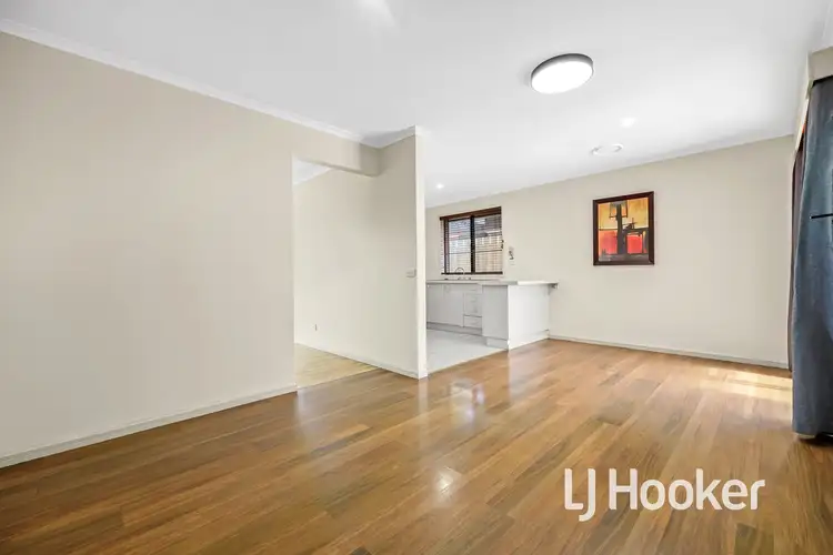 Second view of Homely house listing, 8 Ellindale Close, Hampton Park VIC 3976
