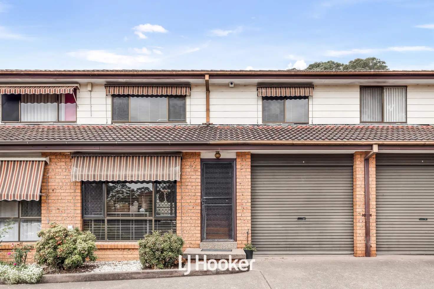 Main view of Homely townhouse listing, 5/10 Gilba Road, Pendle Hill NSW 2145