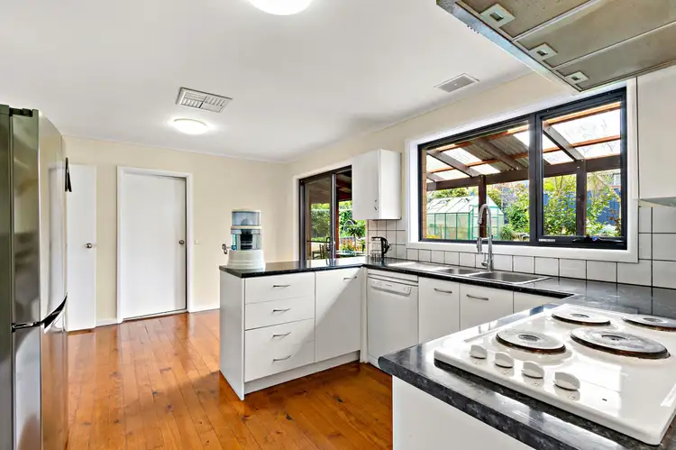 Sixth view of Homely house listing, 10 Dobinson Place, Flynn ACT 2615