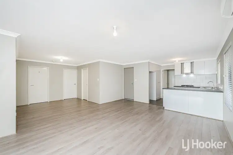 Sixth view of Homely villa listing, 4/65 Eynesford Street, Gosnells WA 6110