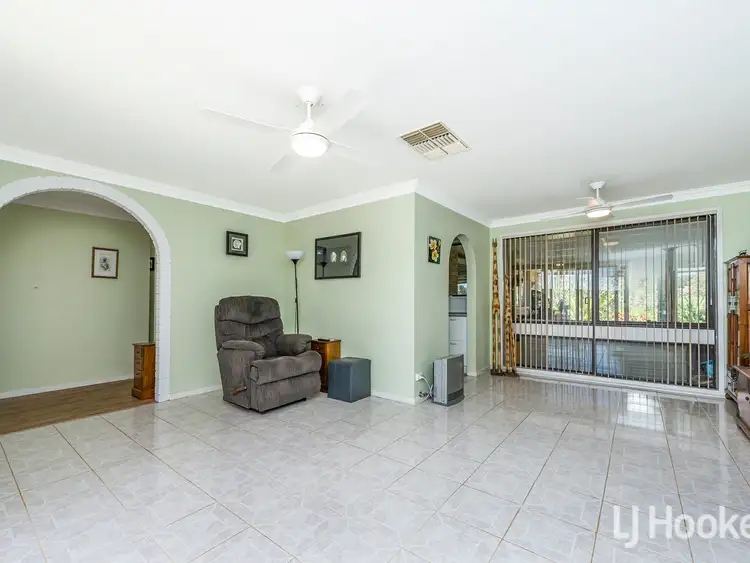 Sixth view of Homely house listing, 11 Serena Grove, Mount Nasura WA 6112