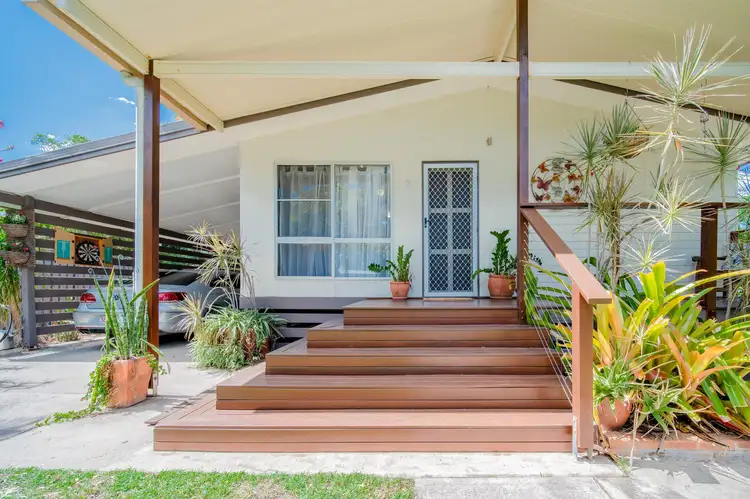 Second view of Homely house listing, 9 Carbeen Place, Emerald QLD 4720