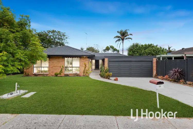 23 Escott Grove, Berwick VIC 3806
